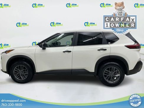 Used 2023 Nissan Rogue S AWD/4WD image 9