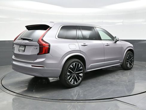 New 2026 Volvo XC90 B6 Ultra w/ Protection Package AWD/4WD image 7