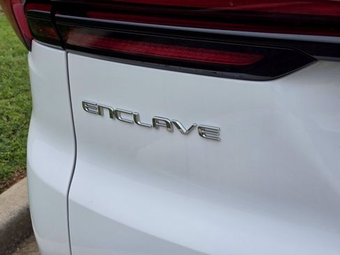 New 2026 Buick Enclave Sport Touring w/ Power Package FWD image 5