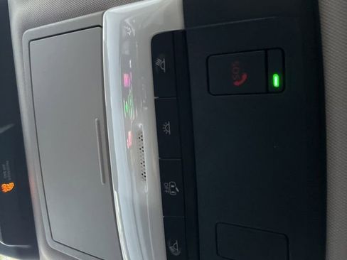 Used 2024 Mitsubishi Outlander ES image 32