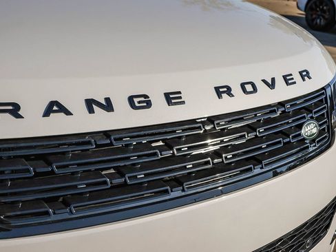 New 2026 Land Rover Range Rover Sport Dynamic SE AWD/4WD image 15