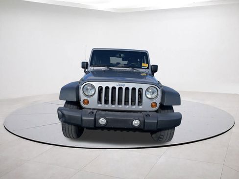 Used 2013 Jeep Wrangler Sport image 2