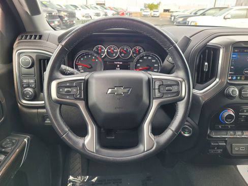 Used 2022 Chevrolet Silverado 1500 RST image 16