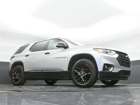 Used 2019 Chevrolet Traverse Premier w/ Redline Edition AWD/4WD image 31