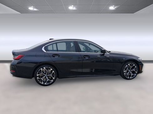 Used 2026 BMW 330i Sedan w/ Convenience Package RWD image 6