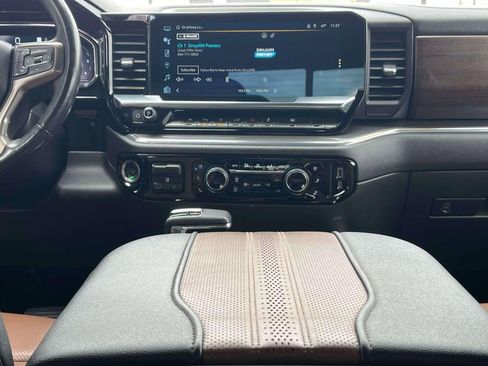 Certified 2023 Chevrolet Silverado 1500 High Country w/ Technology Package AWD/4WD image 13