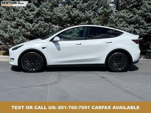 Used 2023 Tesla Model Y Long Range AWD/4WD image 4