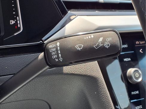 Used 2023 Volkswagen Arteon SEL AWD/4WD image 25
