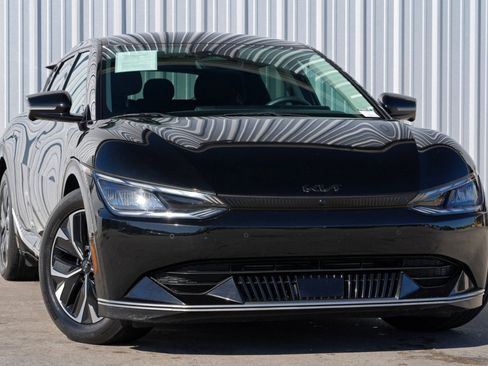 Used 2022 Kia EV6 Wind w/ Wind Technology Package image 2