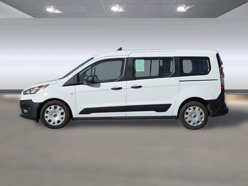 Used 2022 Ford Transit Connect XL image 2