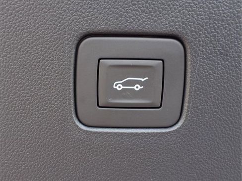 New 2026 Buick Envista Sport Touring w/ Convenience I Package FWD image 24