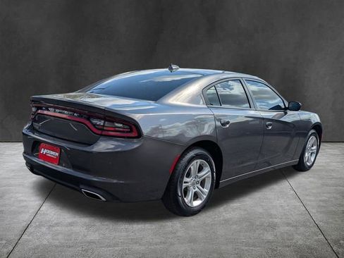 Used 2023 Dodge Charger SXT image 4