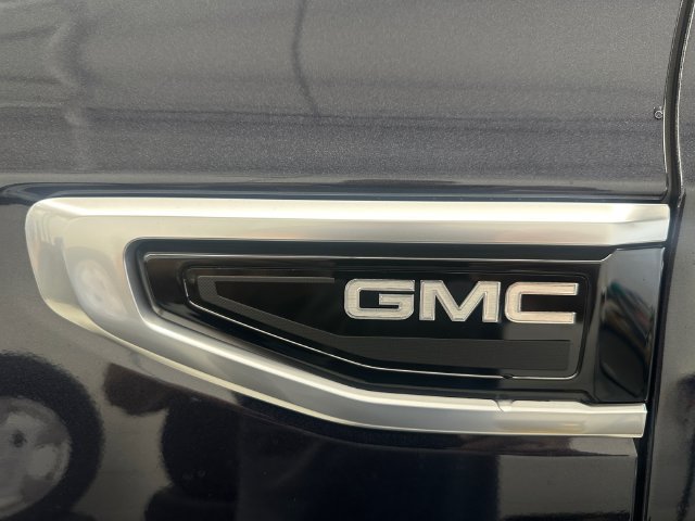 Used 2023 GMC Yukon Denali w/ Denali Reserve Package AWD/4WD image 23
