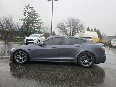Used 2021 Tesla Model S Plaid image 4