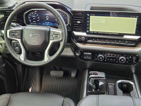 Certified 2026 Chevrolet Silverado 1500 RST AWD/4WD image 25