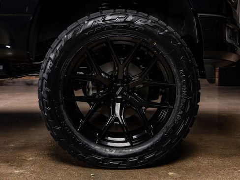 Used 2025 Ford F150 Platinum w/ Equipment Group 702A High image 12