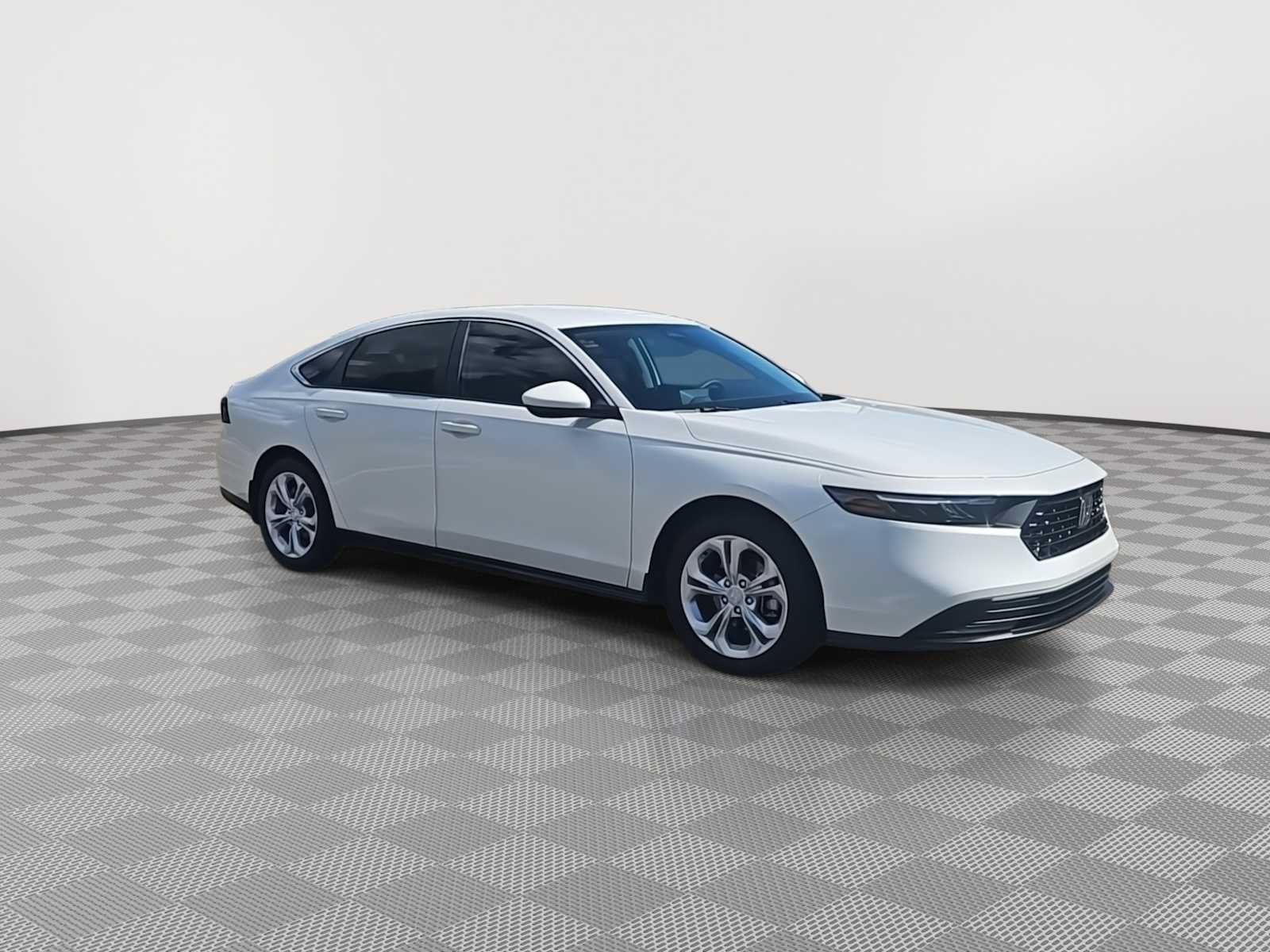 Used 2026 Honda Accord LX image 2