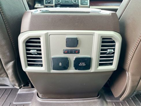 Used 2018 Ford F150 King Ranch w/ Equipment Group 601A Luxury AWD/4WD image 27