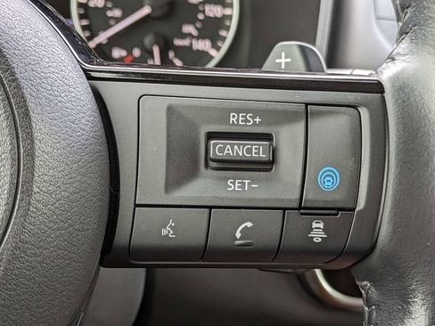 Used 2023 Nissan Rogue SL FWD image 30