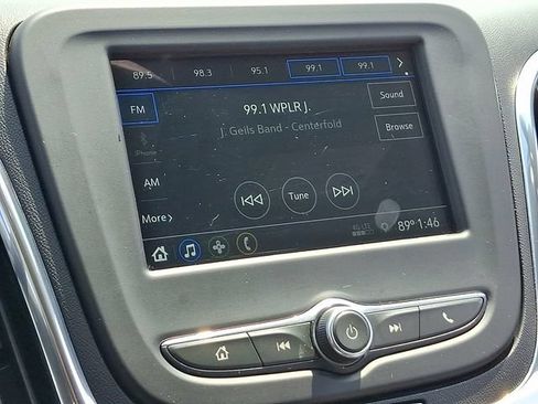 Used 2019 Chevrolet Equinox LS FWD image 12