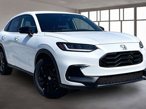 New 2026 Honda HR-V Sport image 2