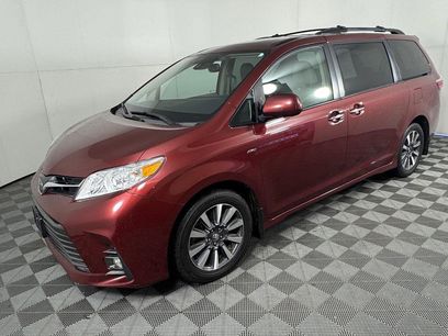 Used 2018 Toyota Sienna XLE w/ XLE Navigation Package