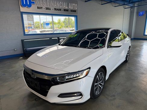 Used 2018 Honda Accord Hybrid image 7