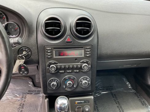 Used 2009 Pontiac G6 Sedan w/ Sport Package 1 FWD image 19