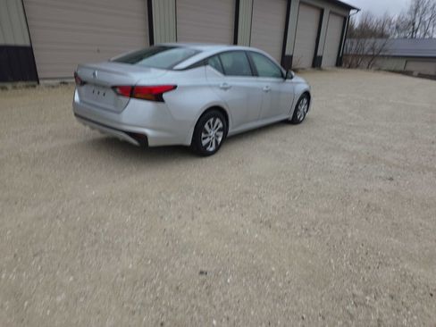 Used 2022 Nissan Altima 2.5 S image 5