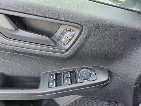 Used 2025 Ford Escape Active AWD/4WD image 12