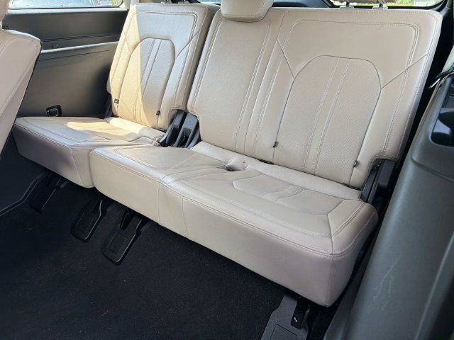 Used 2023 Ford Expedition Limited RWD image 20