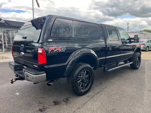 Used 2016 Ford F250 XLT w/ XLT Premium Package AWD/4WD image 5