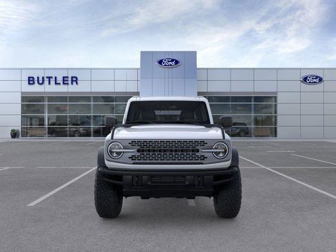 New 2025 Ford Bronco Badlands w/ Sasquatch Package image 18