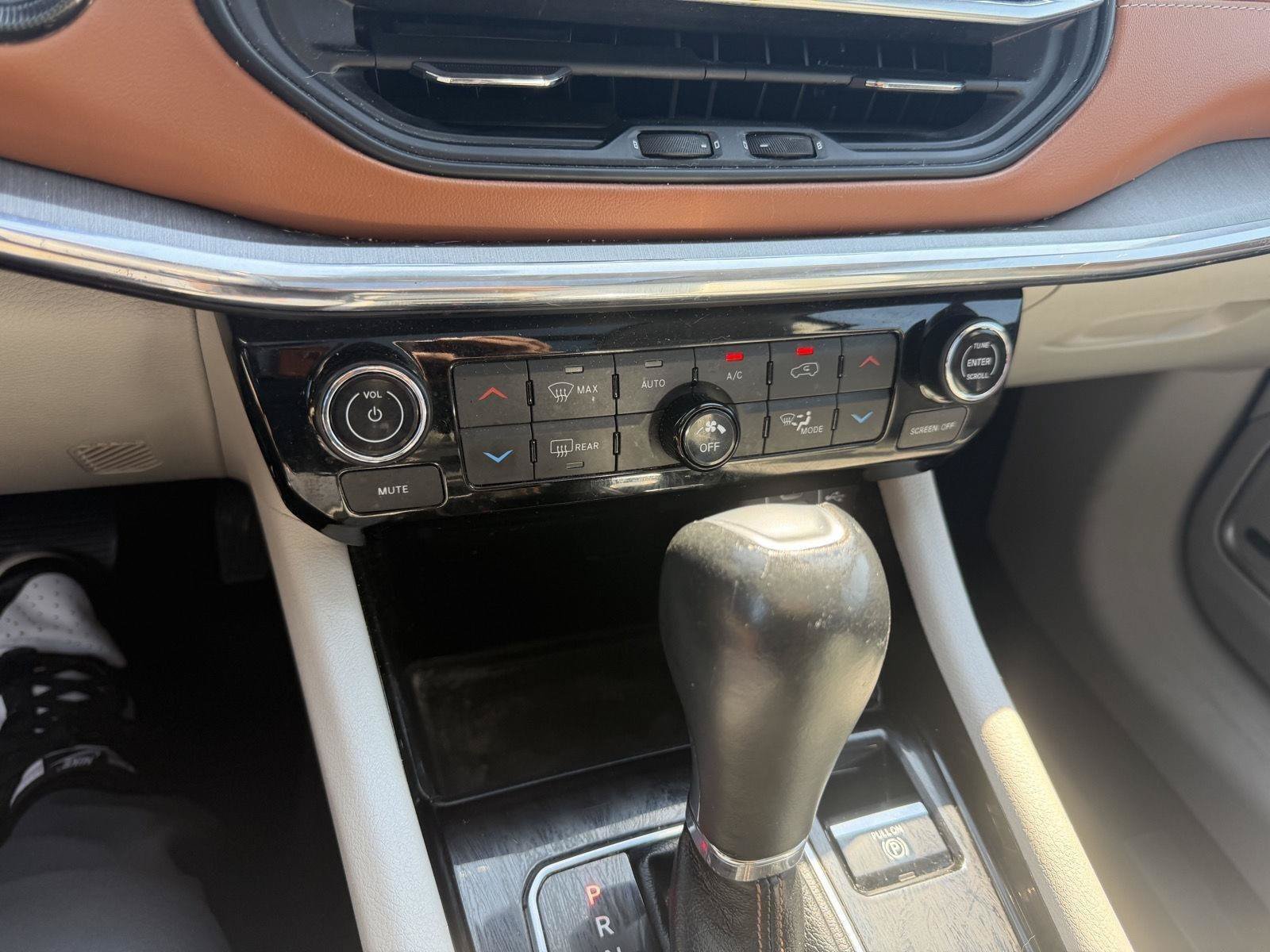 Used 2022 Jeep Compass Limited w/ Sun and Sound Group AWD/4WD image 18