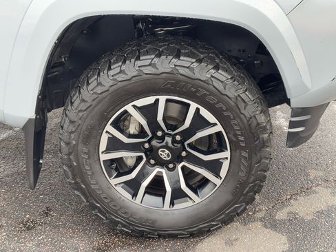 Certified 2021 Toyota Tacoma TRD Sport w/ TRD Premium Sport Package image 11