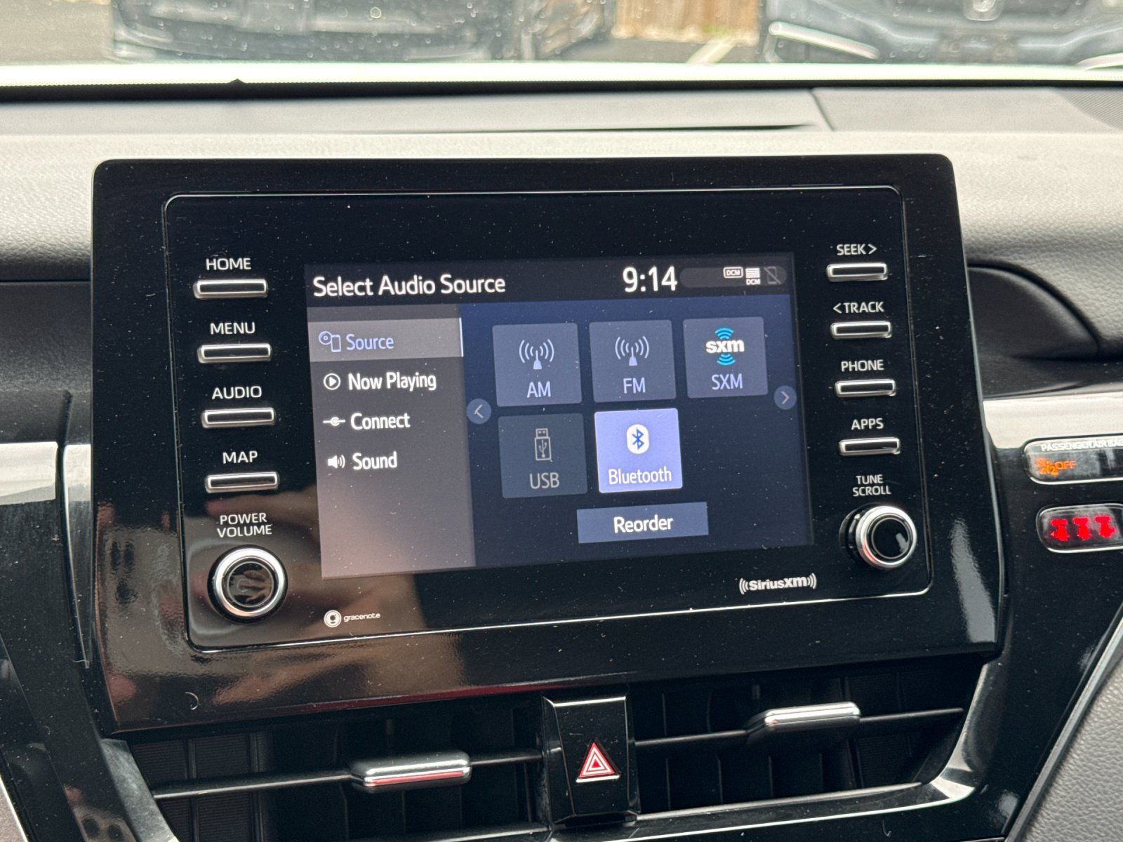 Used 2023 Toyota Camry SE FWD image 14