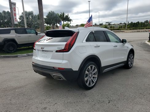 Used 2023 Cadillac XT4 Premium Luxury w/ Driver Assist Package image 5