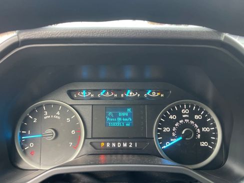 Used 2015 Ford F150 XLT image 15