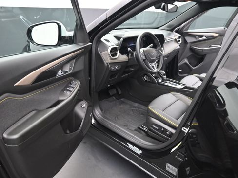 Used 2026 Chevrolet TrailBlazer ACTIV w/ Convenience Package AWD/4WD image 18