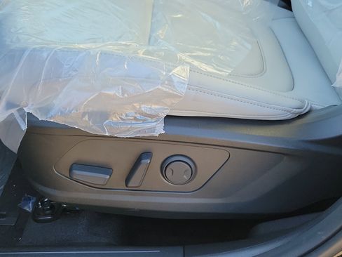 New 2026 Hyundai Santa Cruz SEL FWD image 14
