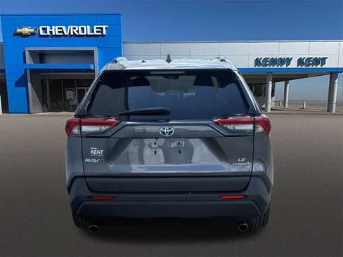 Used 2023 Toyota RAV4 LE AWD/4WD image 8