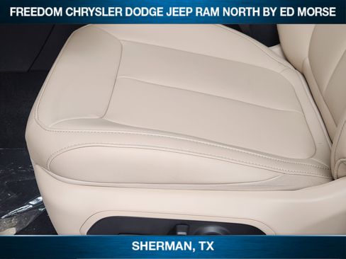 New 2026 Jeep Grand Cherokee Limited AWD/4WD image 19