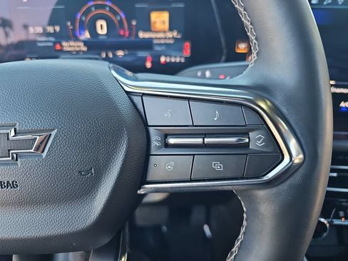 Used 2024 Chevrolet Traverse Z71 w/ Enhanced Driving Package AWD/4WD image 19