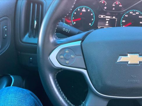 Used 2021 Chevrolet Colorado LT w/ LT Convenience Package image 23