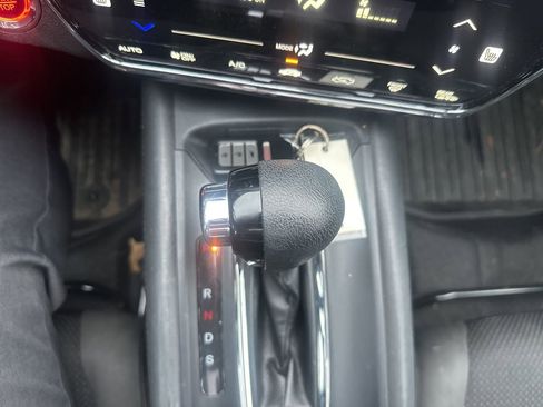 Used 2019 Honda HR-V EX image 19