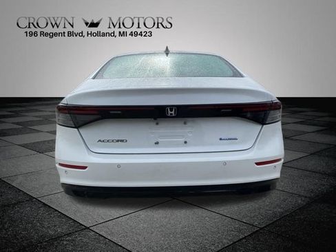 Used 2024 Honda Accord EX-L image 10