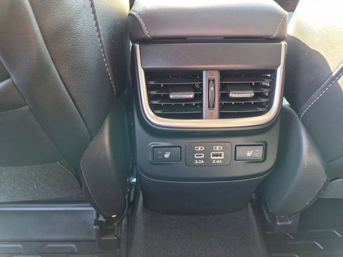 Used 2024 Subaru Outback Limited AWD/4WD image 16