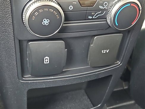 Used 2021 Ford Explorer XLT w/ Equipment Group 202A image 20