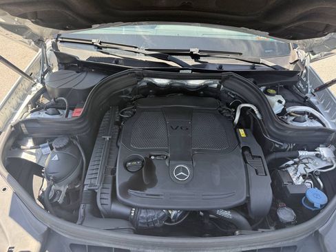 Used 2013 Mercedes-Benz GLK 350 4MATIC image 19