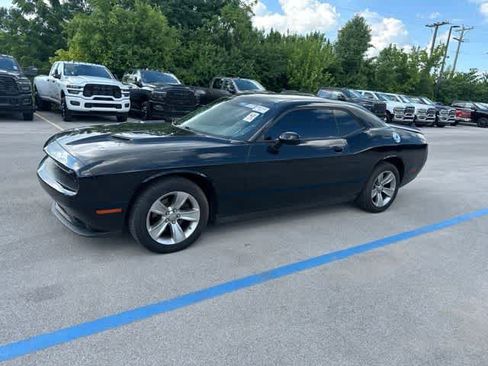 Certified 2019 Dodge Challenger SXT RWD image 15